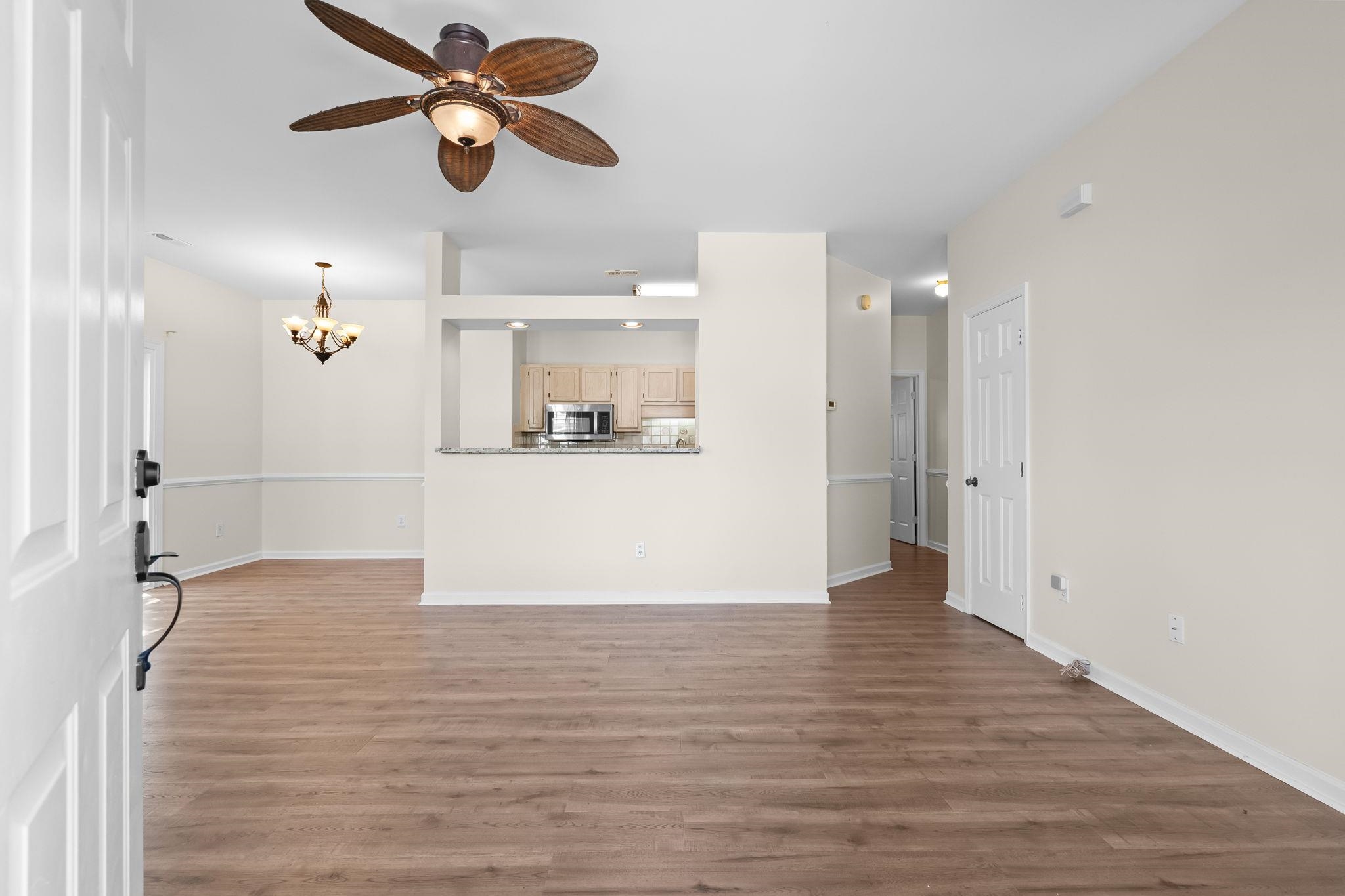 9673 Kings Grant Drive Murrells Inlet, SC 29576 - Photo 5 of 36