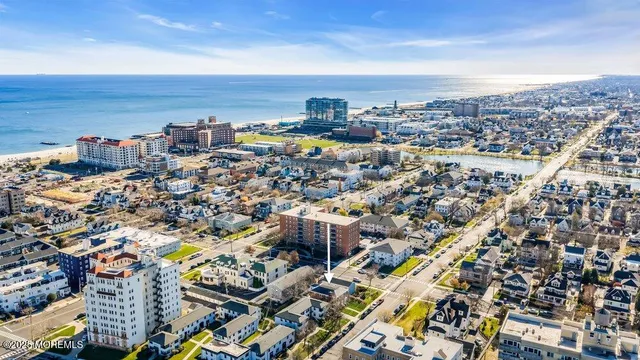 a picture of city view