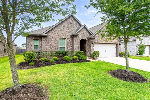 $375,000 | 3015 Velda May Drive, Richmond, TX 77406