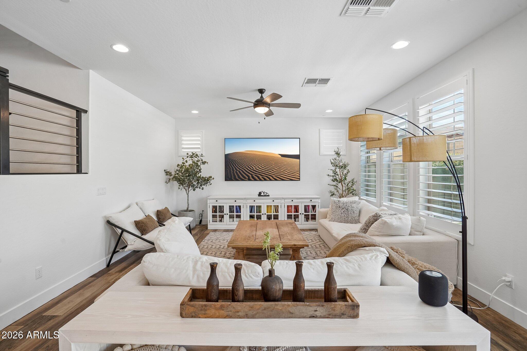 814 West Deer Creek Road Phoenix, AZ 85048 - Photo 6 of 48