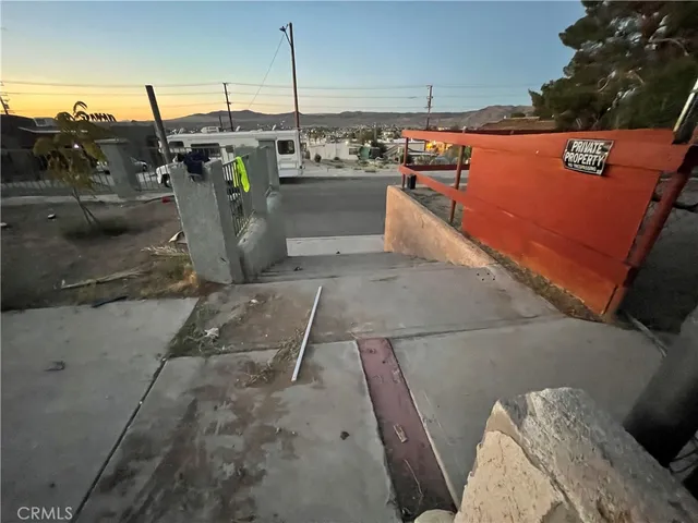 $70,999 | 226 East Fredricks Street, Barstow, CA 92311