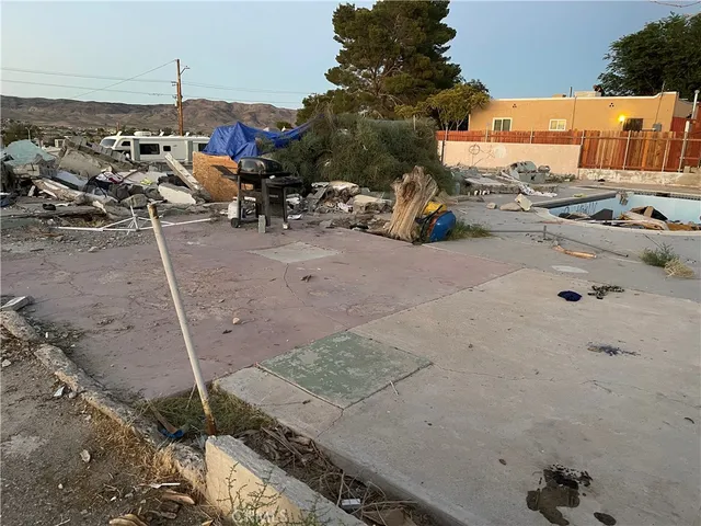 a view of outdoor space