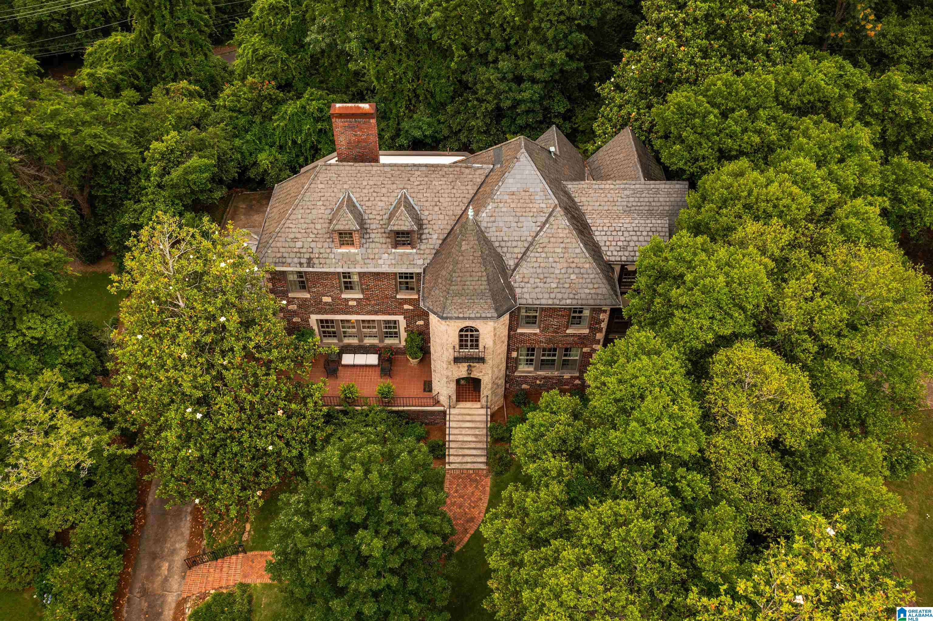 3516 Redmont Road Birmingham, AL 35213 - Photo 1 of 71
