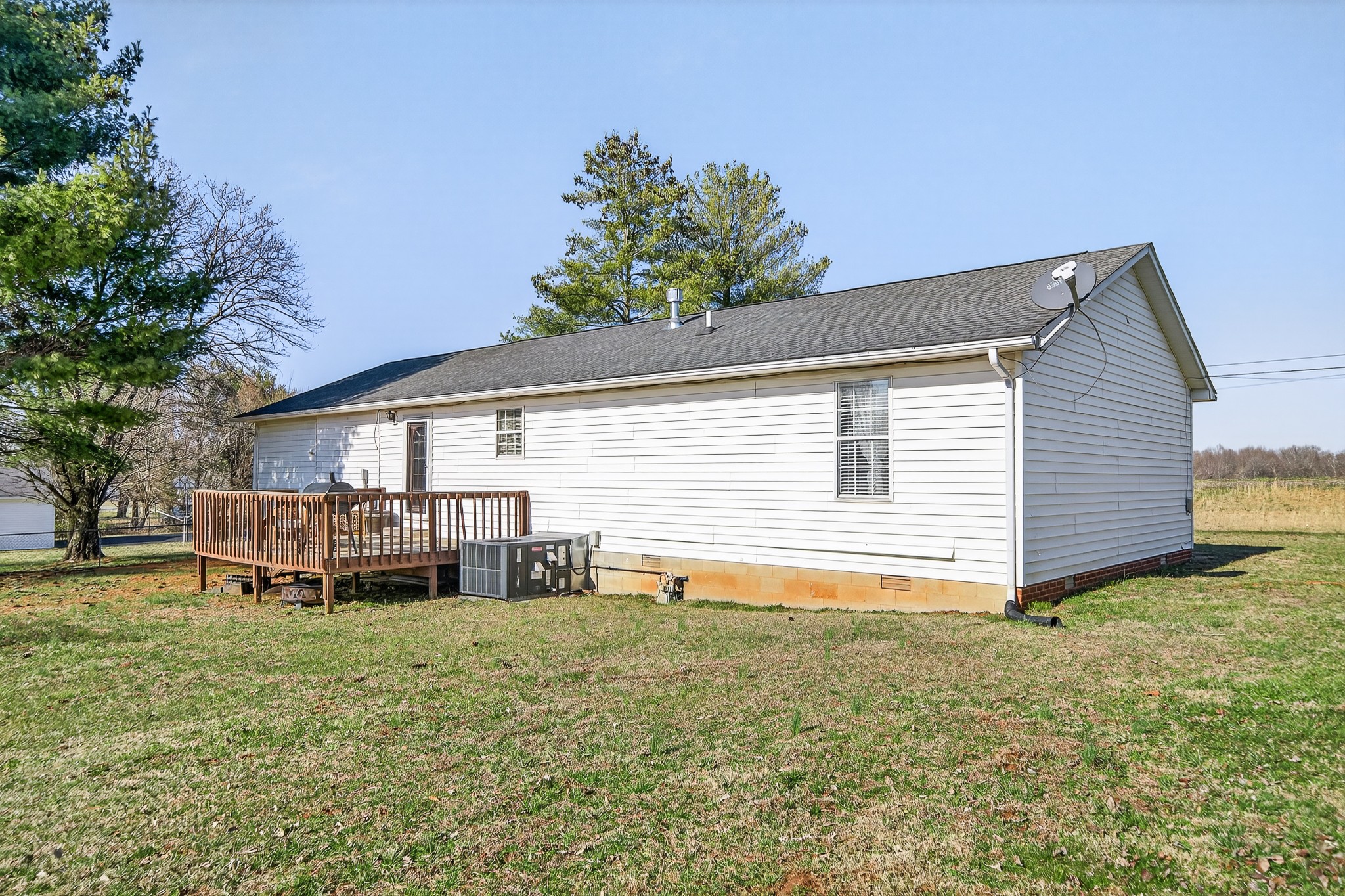 2015 Old Cookeville Road Sparta, TN 38583 - Photo 29 of 36