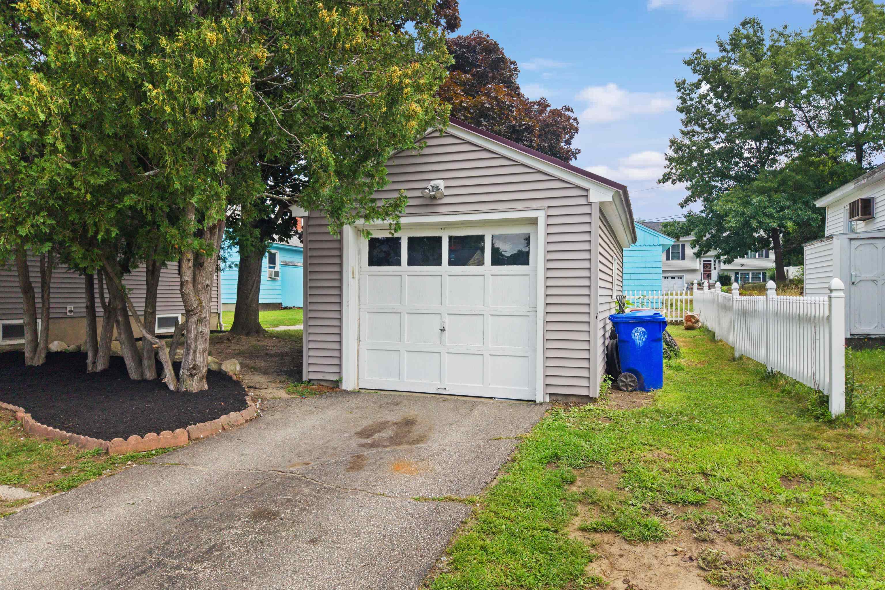 851 Cilley Road Manchester, NH 03103 - Photo 15 of 42 Gallery Image 15