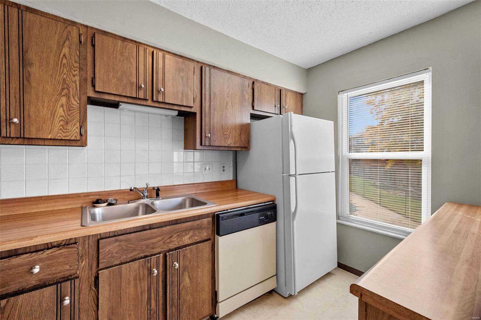 779 Boca Raton Drive, Unit I St. Peters, MO 63376 - Photo 11 of 21