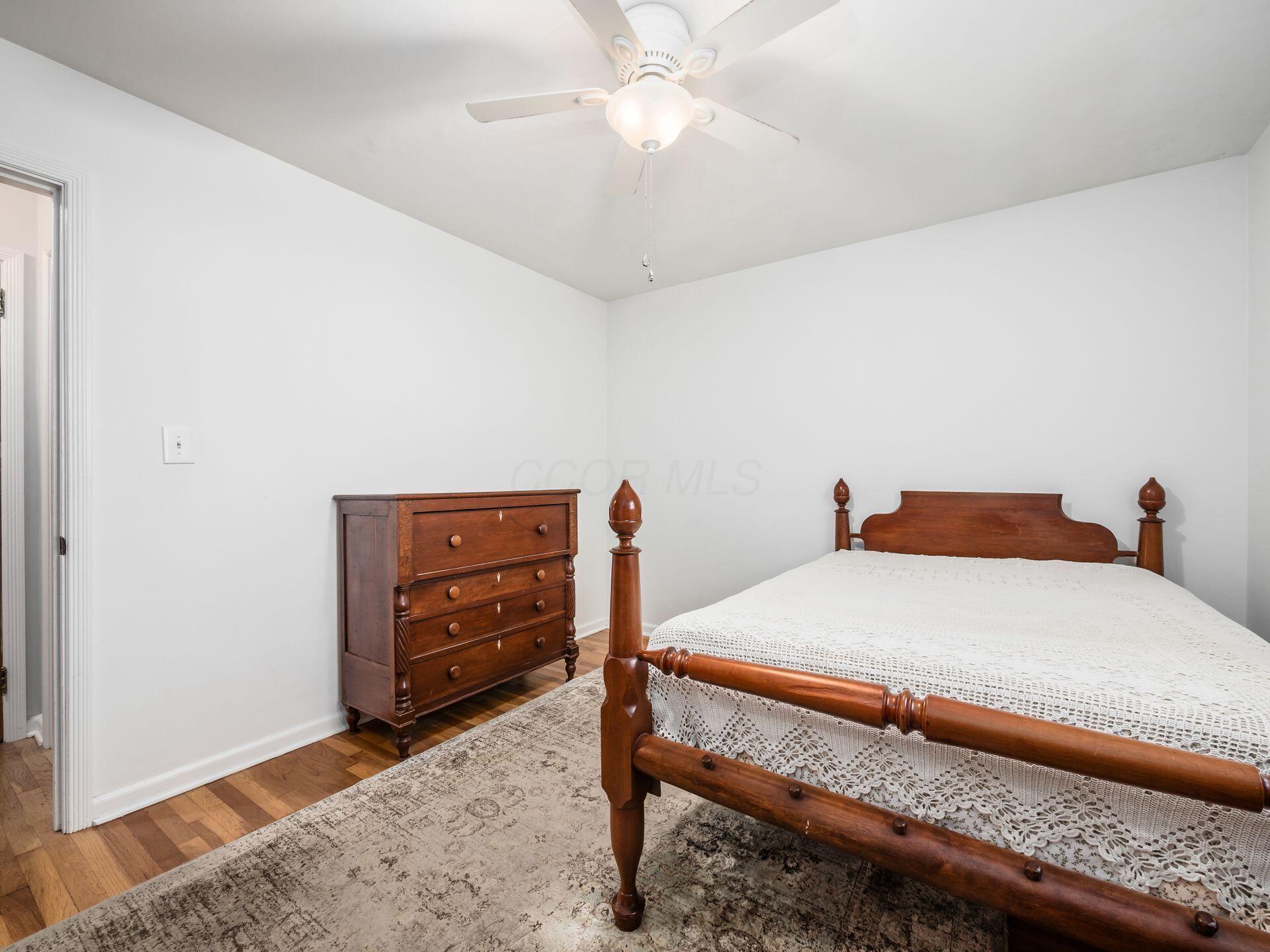 1915 Zollinger Road Columbus, OH 43221 - Photo 31 of 57 031_85eb_N 1915 Zollinger 070