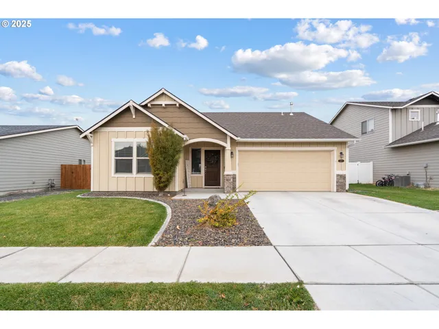 $410,000 | 1437 East Hurlburt Avenue, Hermiston, OR 97838