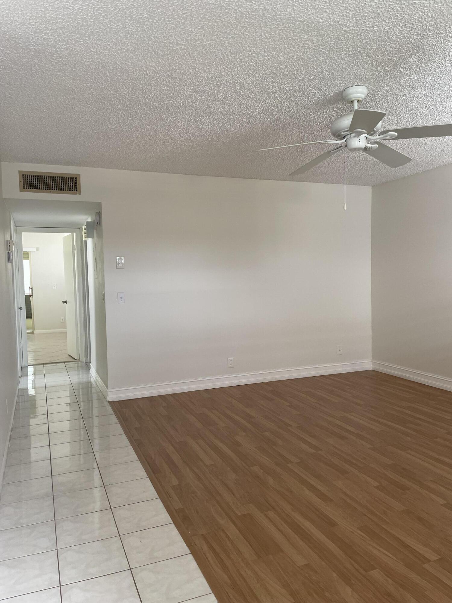 421 Normandy Lane Delray Beach, FL 33484 - Photo 13 of 21 IMG_7377