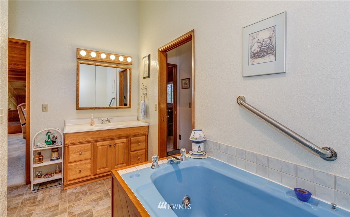 201 Kline Road Bellingham, WA 98226 - Photo 14 of 25