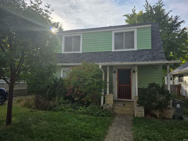$355,000 | 1418 South Washington Street, Bloomington, IN 47401