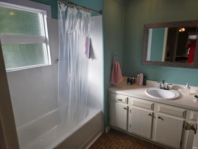 $355,000 | 1418 South Washington Street, Bloomington, IN 47401