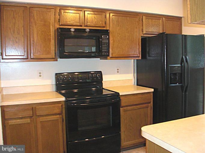 15001 Shamrock Ridge Road Silver Spring, MD 20906 - Photo 16 of 29 Kitchen