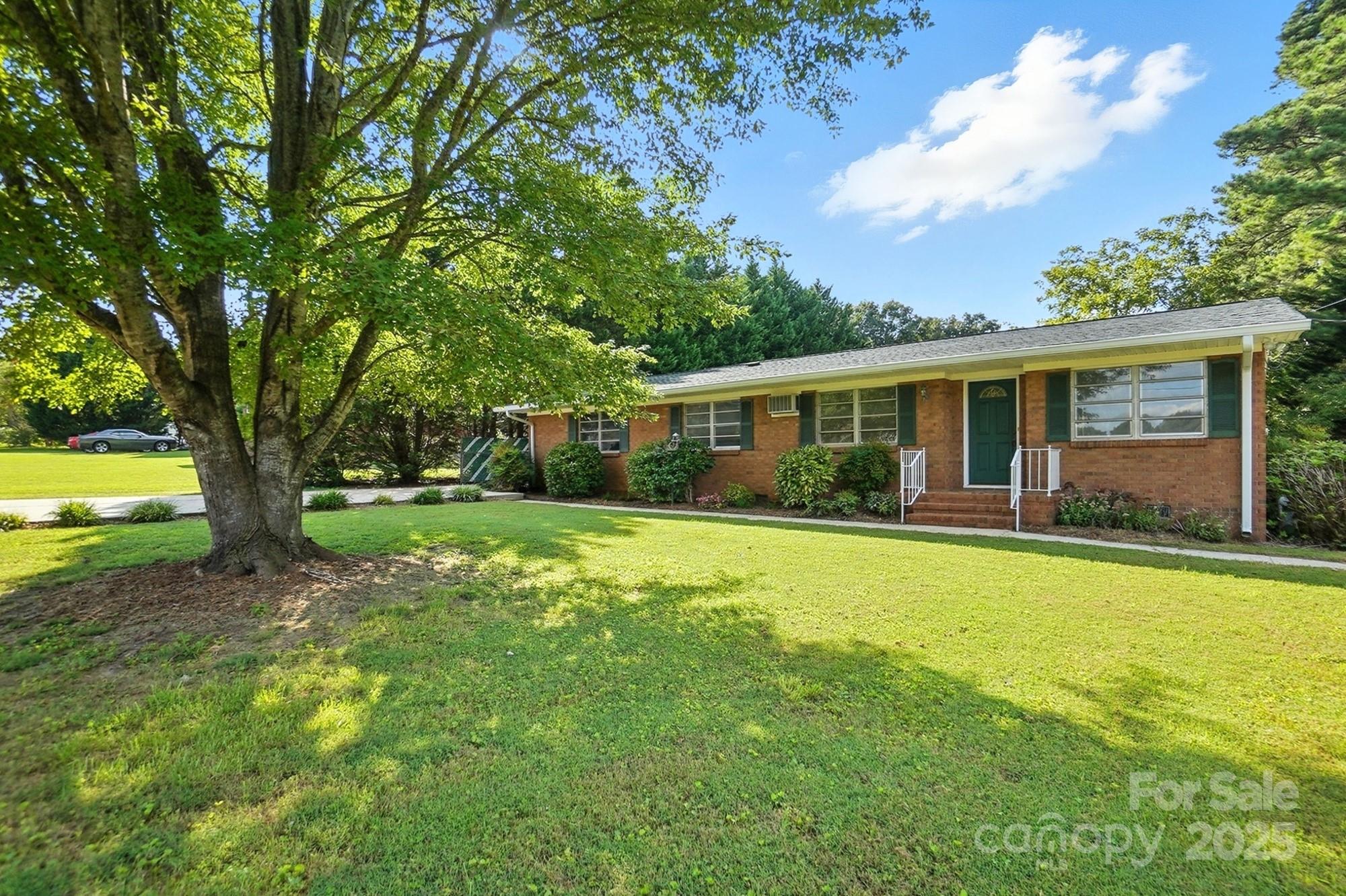 3301 Dan Hood Road Matthews, NC 28105 - Photo 3 of 42