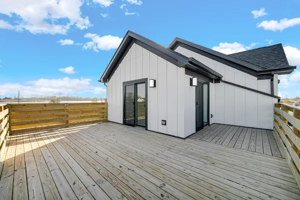 $649,900 | 2231 Davis Avenue, Whiting, IN 46394