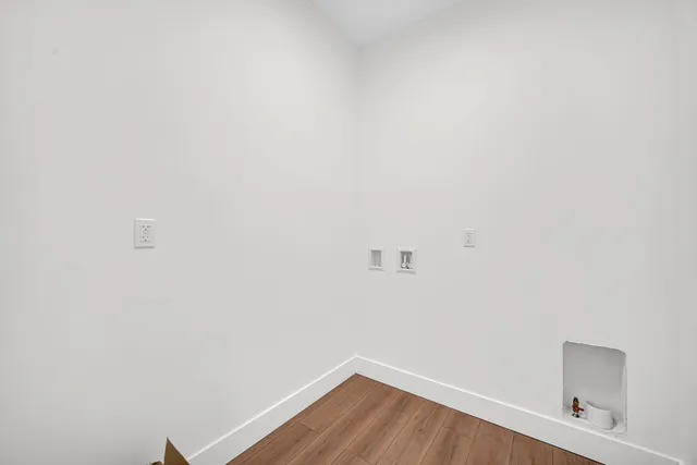 $649,900 | 2231 Davis Avenue, Whiting, IN 46394