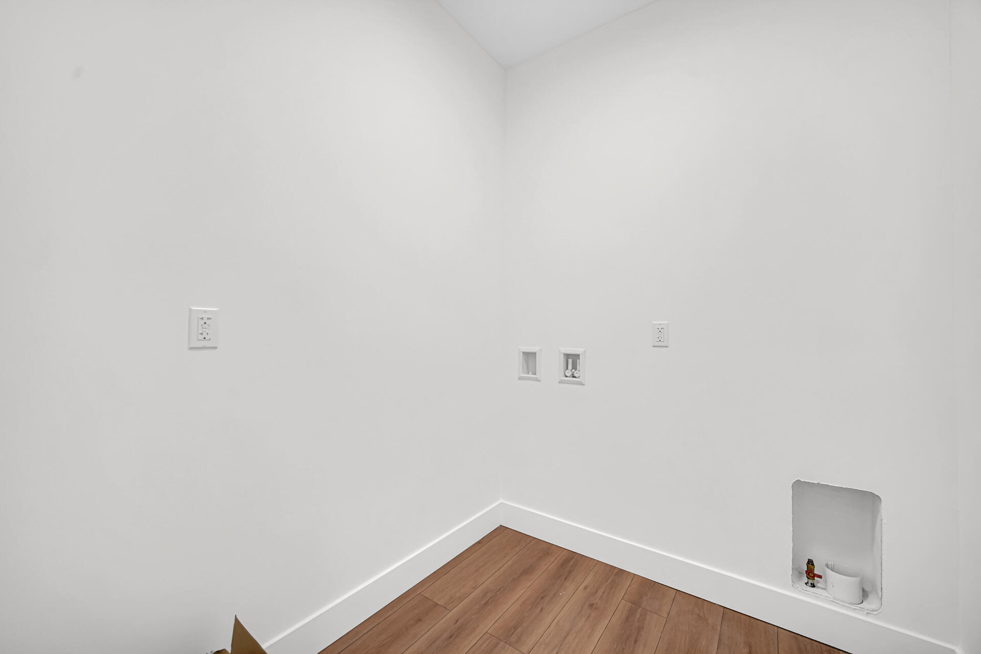 2231 Davis Avenue Whiting, IN 46394 - Photo 33 of 50 1920x1280