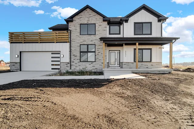 $649,900 | 2231 Davis Avenue, Whiting, IN 46394