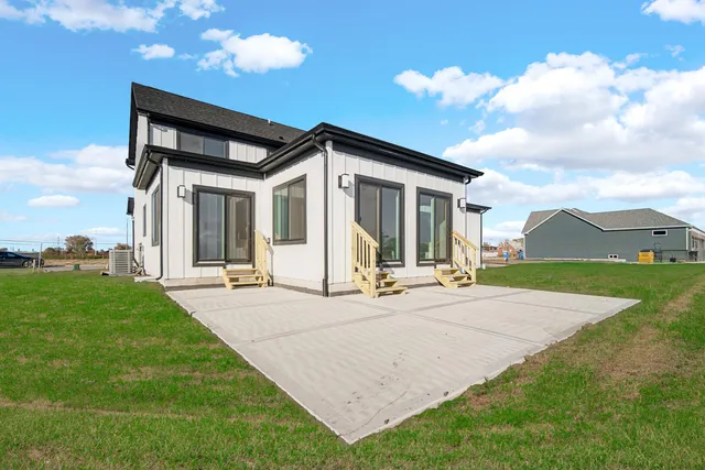 $649,900 | 2231 Davis Avenue, Whiting, IN 46394