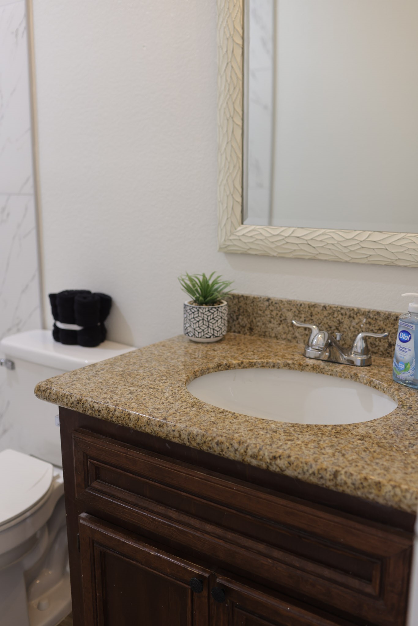 716 Kolb Road, Unit 301 South Houston, TX 77587 - Photo 5 of 9