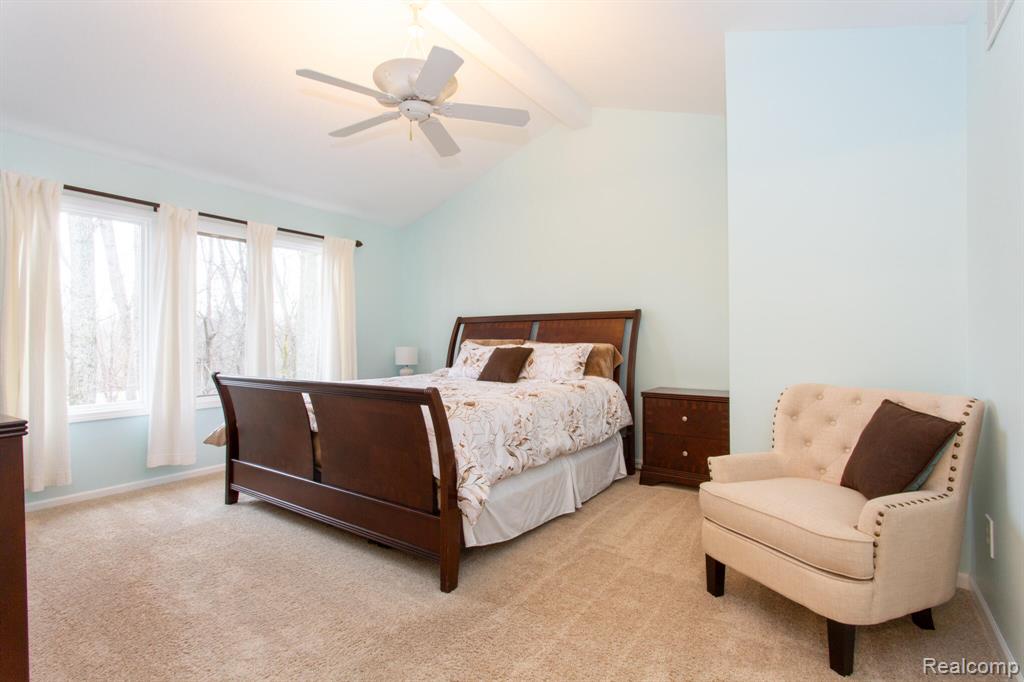 414 Roundview Drive Rochester, MI 48307 - Photo 11 of 57 Gallery Image 11