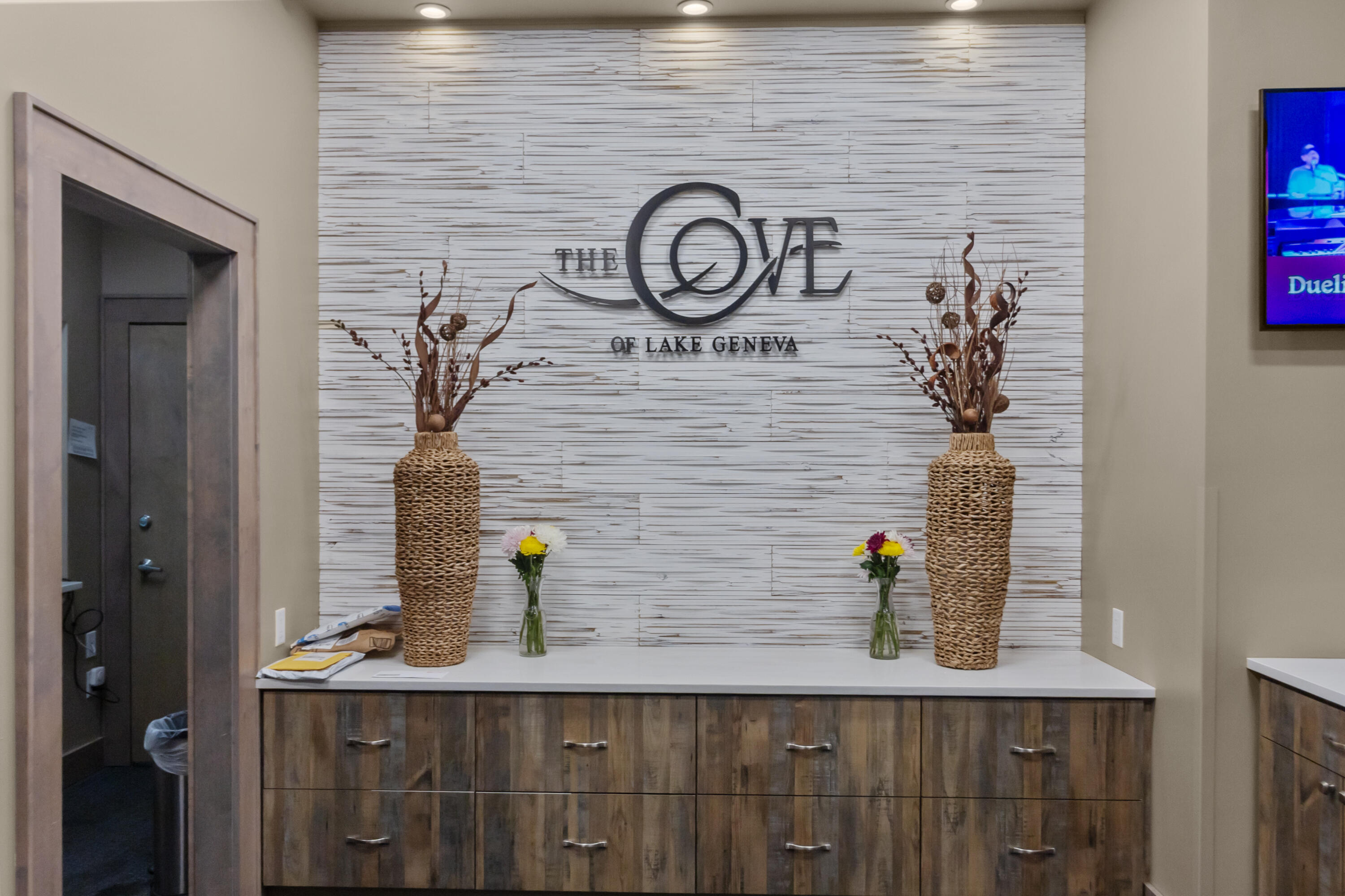 111 Center Street, Unit 150 Lake Geneva, WI 53147 - Photo 14 of 27 Check-in