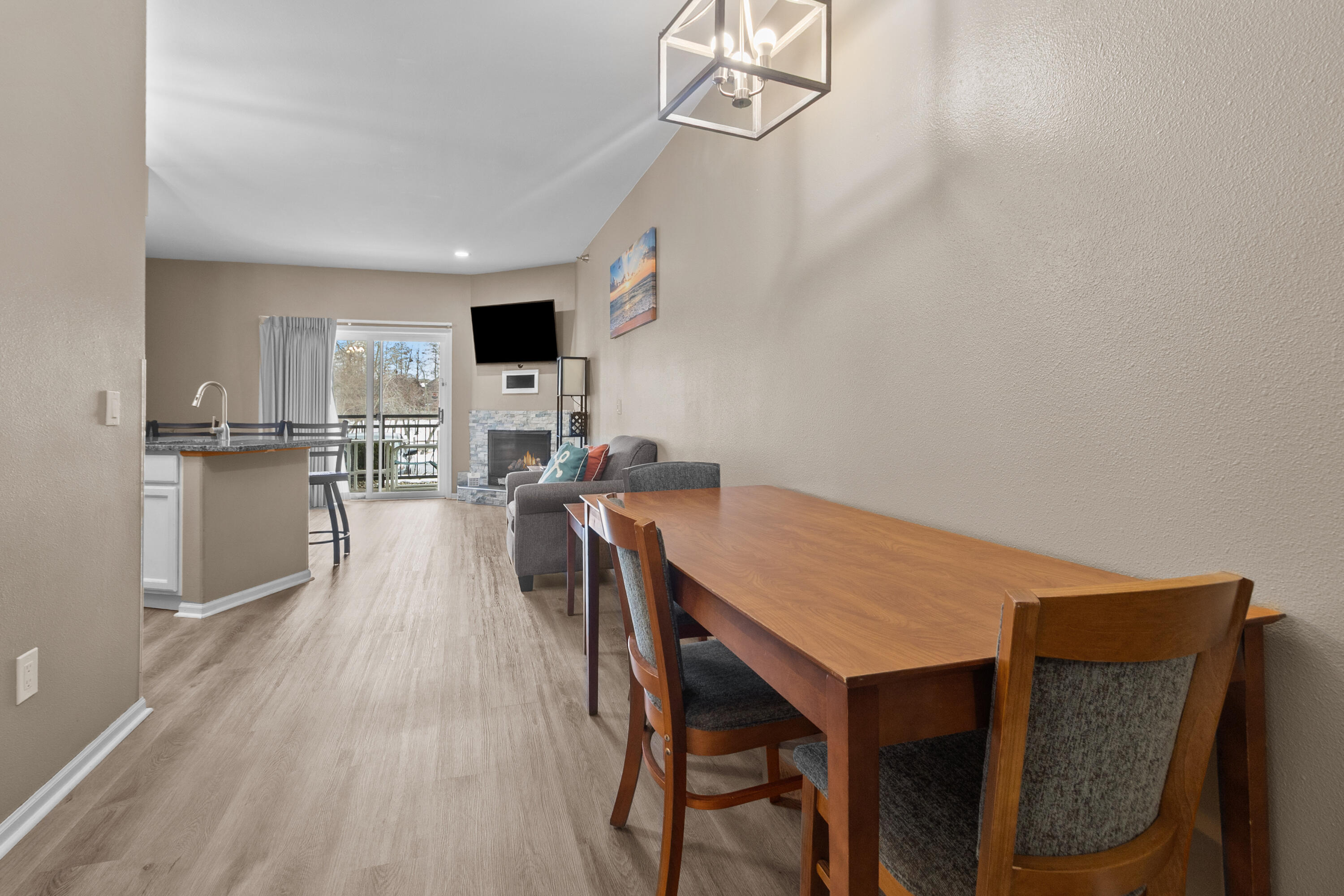 111 Center Street, Unit 150 Lake Geneva, WI 53147 - Photo 5 of 27 Updated Lighting