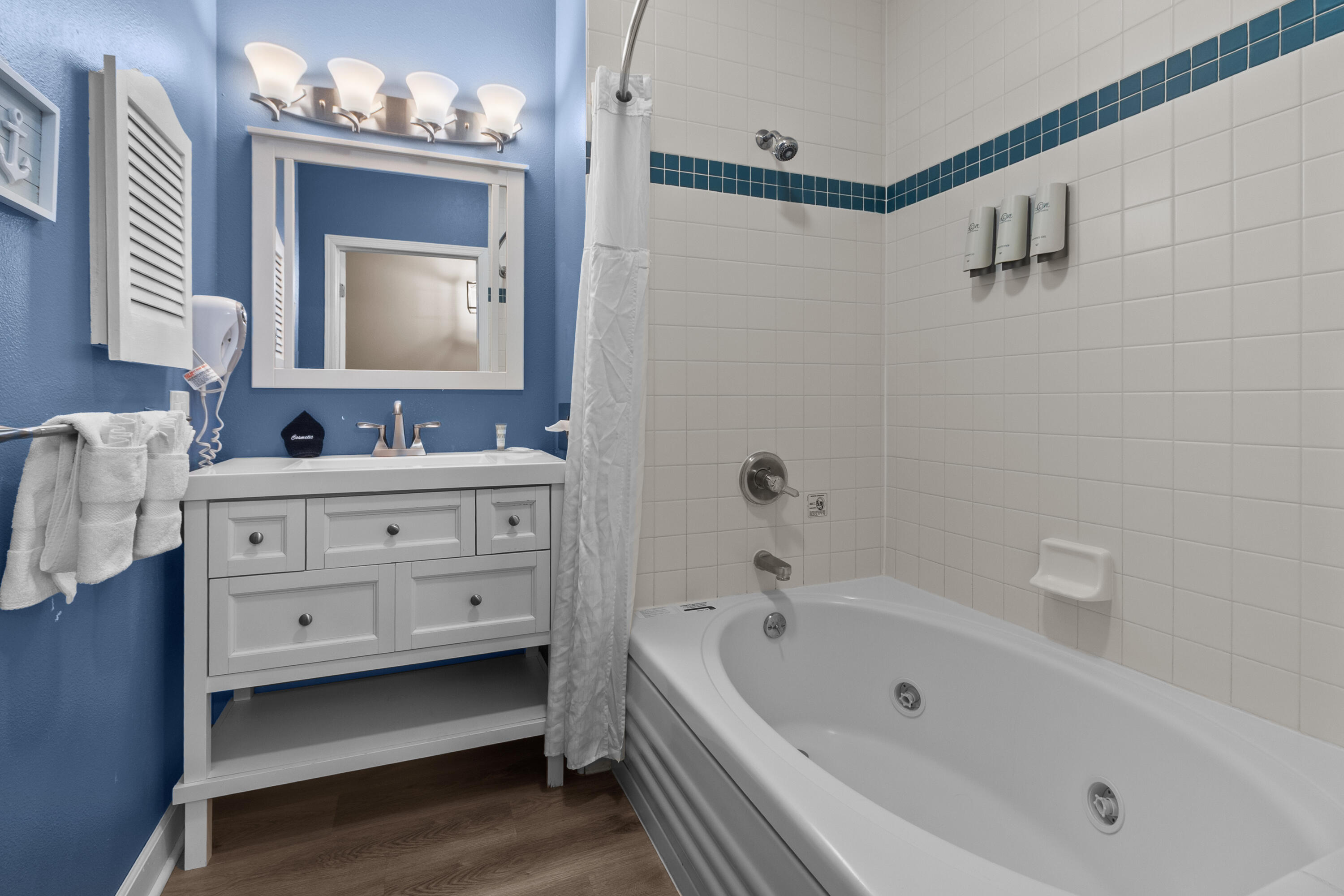 111 Center Street, Unit 150 Lake Geneva, WI 53147 - Photo 9 of 27 Updated Vanity