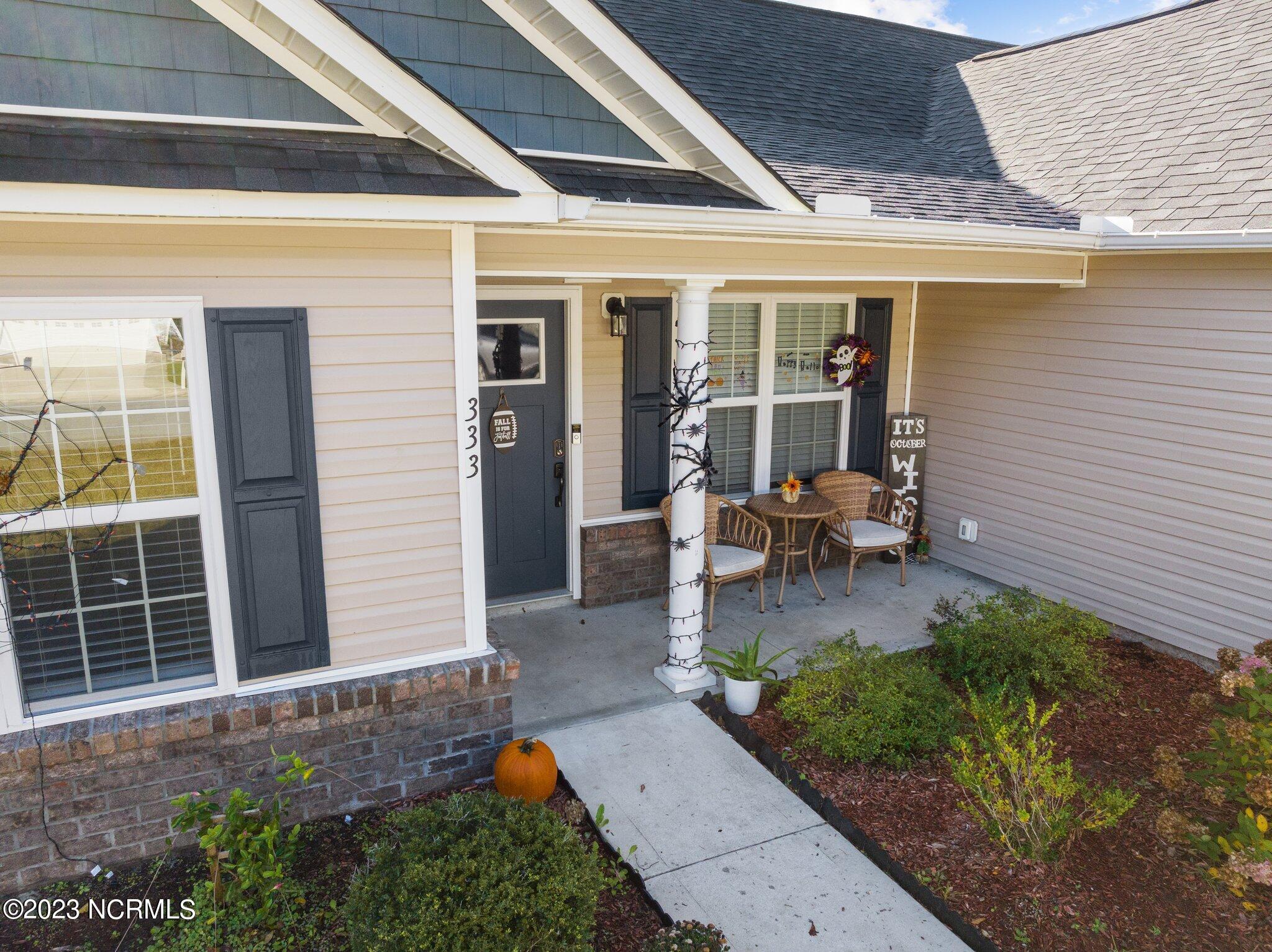333 Station House Road New Bern, NC 28562 - Photo 3 of 33 32-web-or-mls-DJI_0161