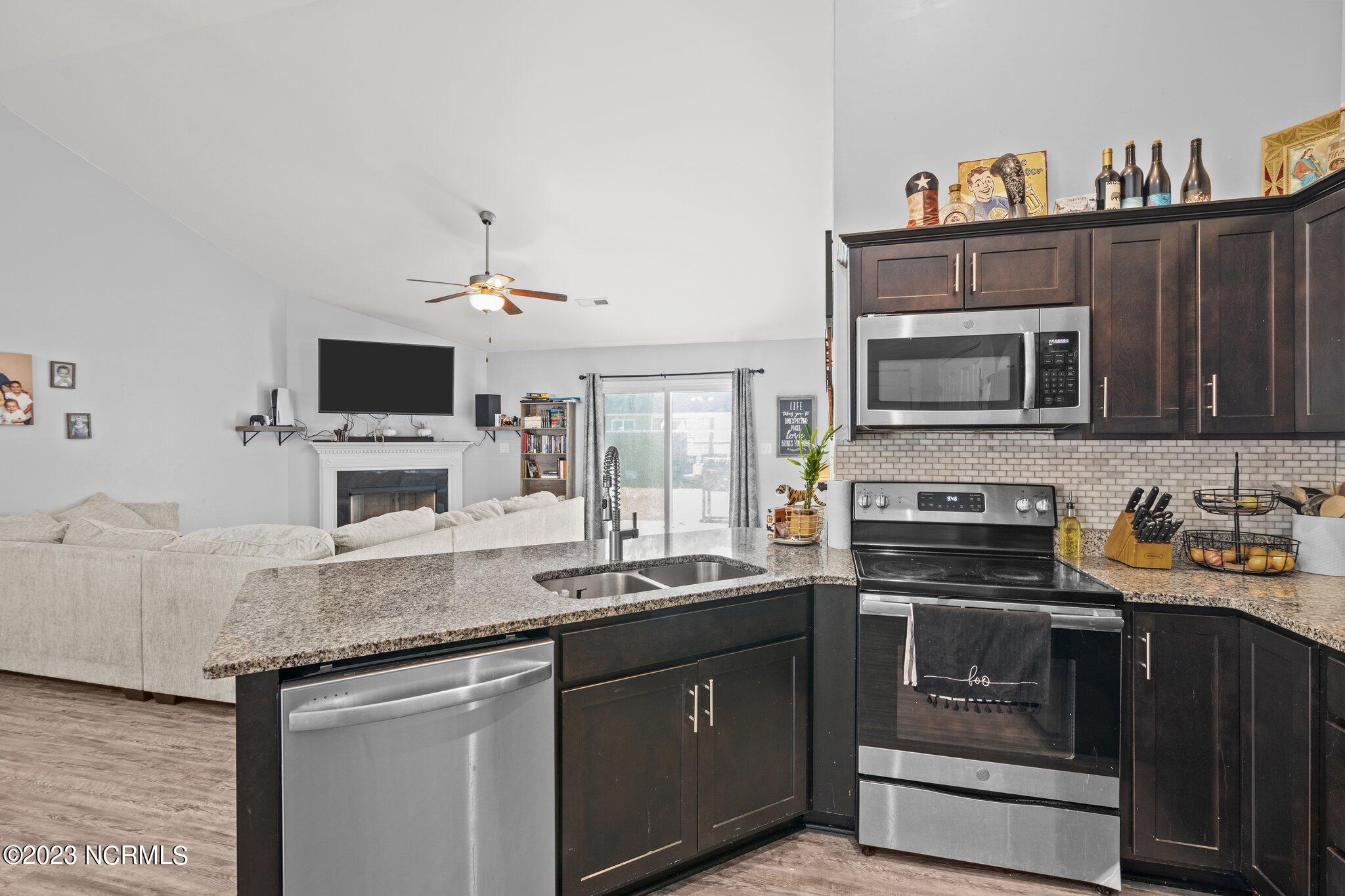 333 Station House Road New Bern, NC 28562 - Photo 10 of 33 24-web-or-mls-2I3A0051