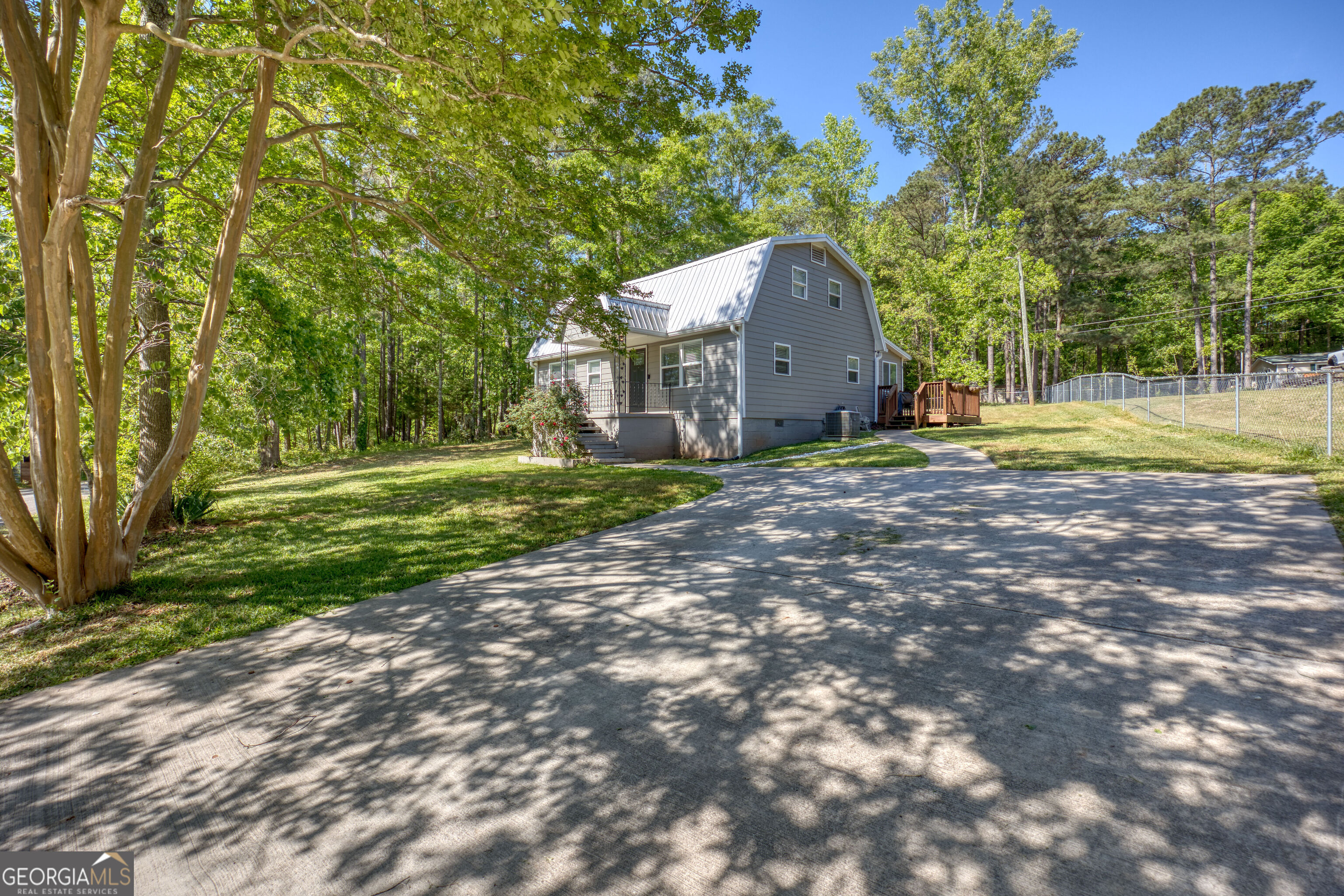 51 Cedar Circle West Point, GA 31833 - Photo 3 of 40