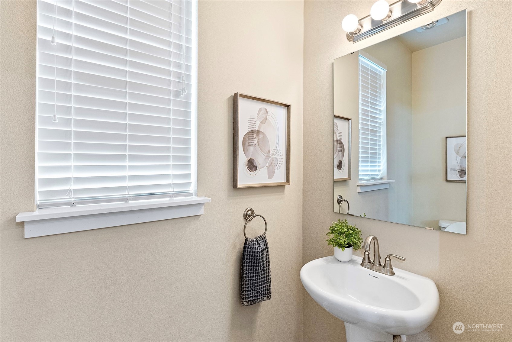 3645 Nimitz Lane Bremerton, WA 98310 - Photo 10 of 19 Gallery Image 10