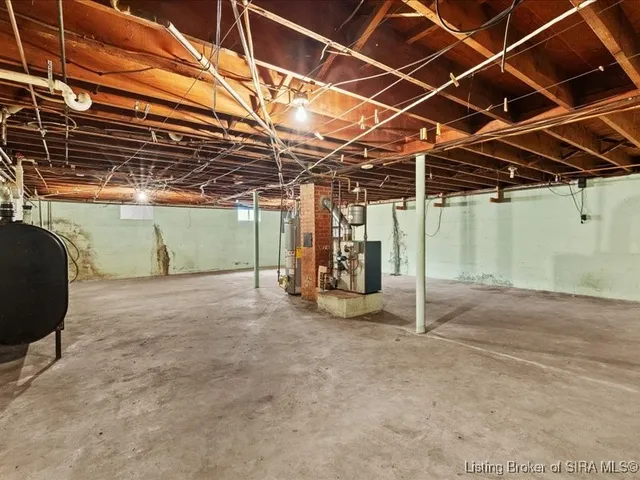 $299,800 | 2113 Perry Crossing Road, Sellersburg, IN 47172