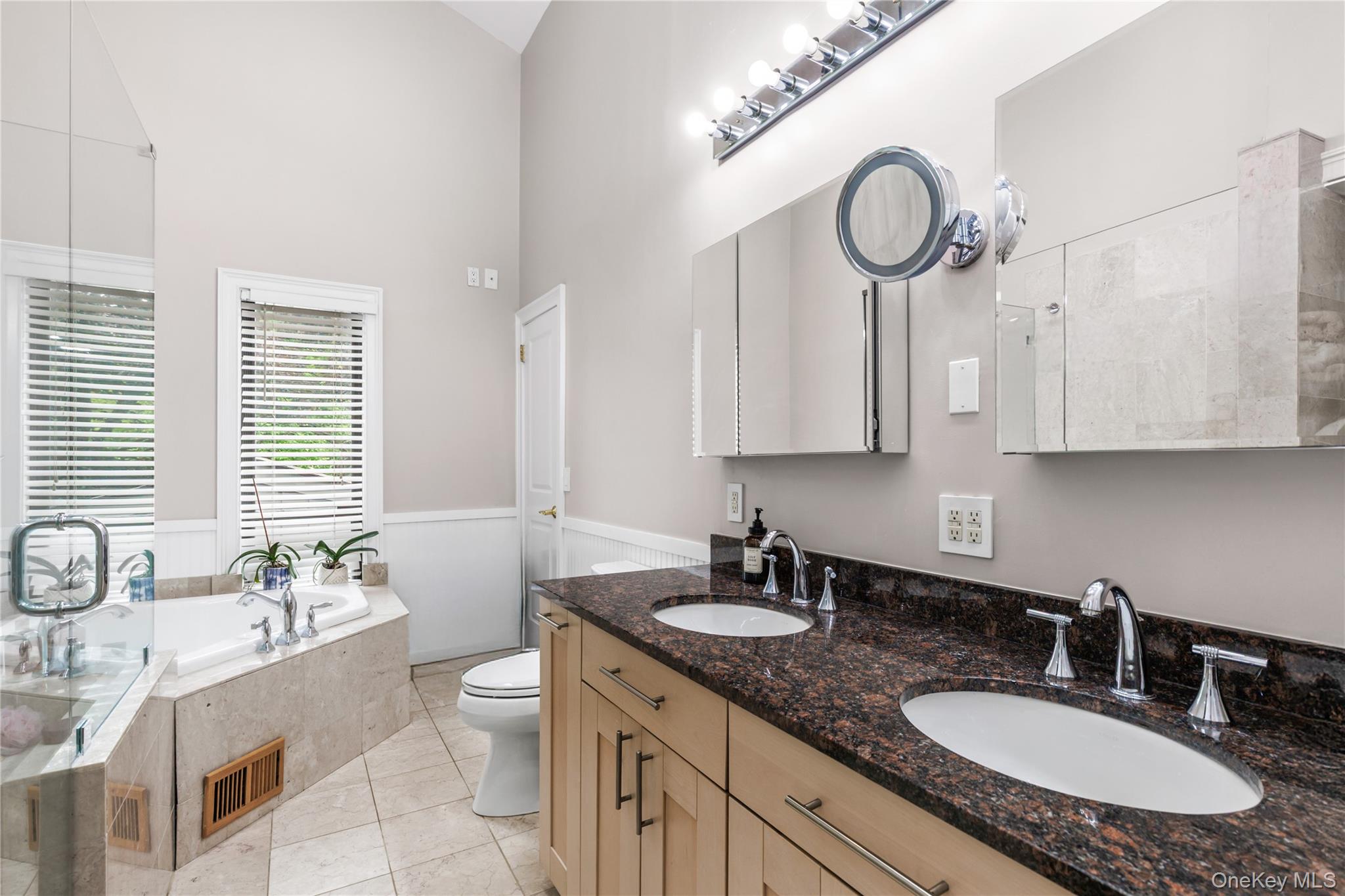 52 Talcott Road Rye Brook, NY 10573 - Photo 23 of 38