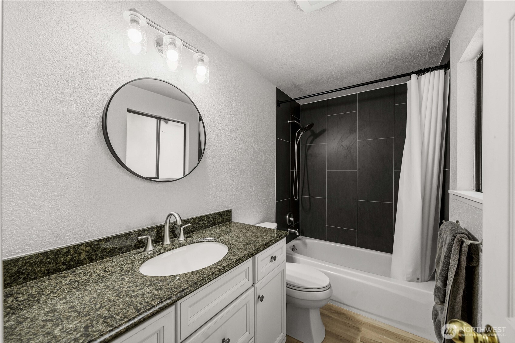 32808 4th Avenue Southwest Federal Way, WA 98023 - Photo 16 of 38