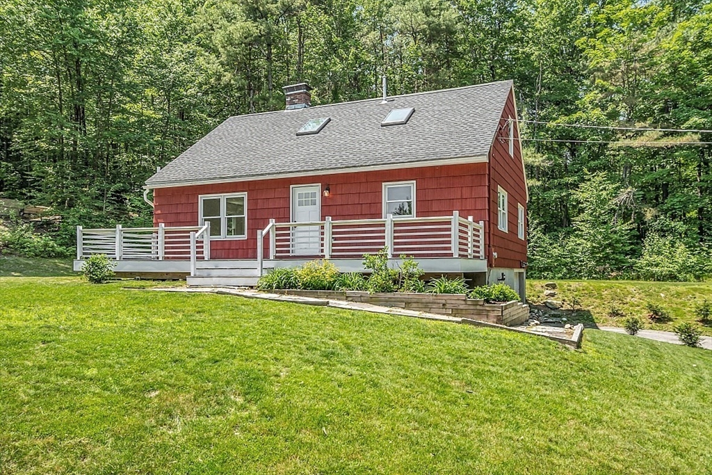 201 Taylor Road Ashby, MA 01431 - Photo 1 of 40