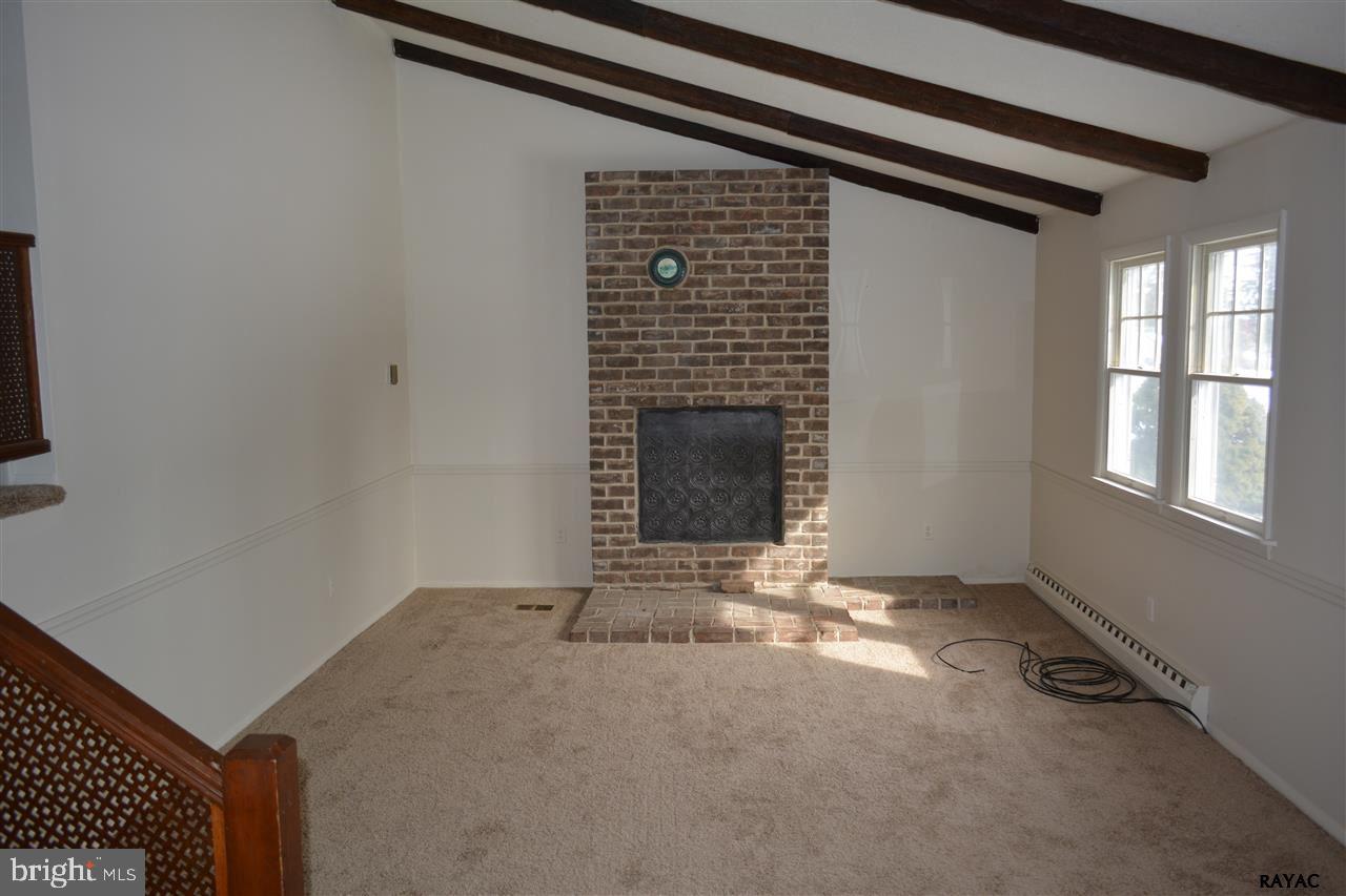 585 Church Road York, PA 17404 - Photo 11 of 19 Gallery Image 11