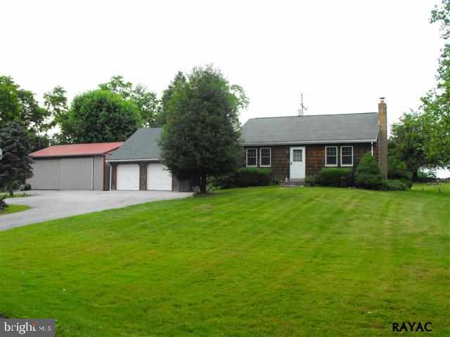 585 Church Road York, PA 17404 - Photo 2 of 19 Gallery Image 2