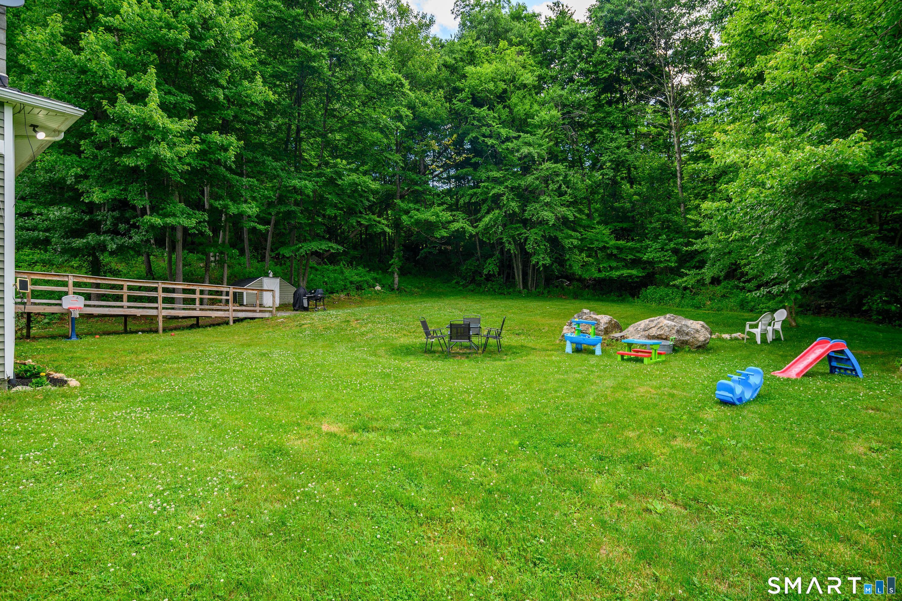11 Hammond Road New Fairfield, CT 06812 - Photo 34 of 39