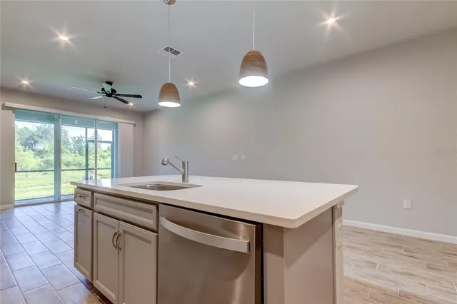 $2,950 | 8341 Wildflower Glen Avenue, Odessa, FL 33556