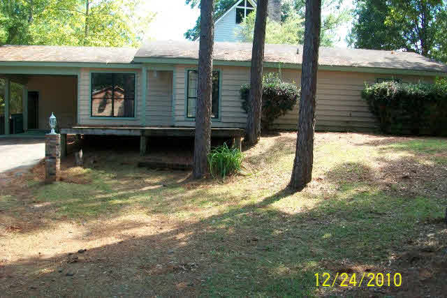 100 Bell Circle Daphne, AL 36526 - Photo 1 of 1