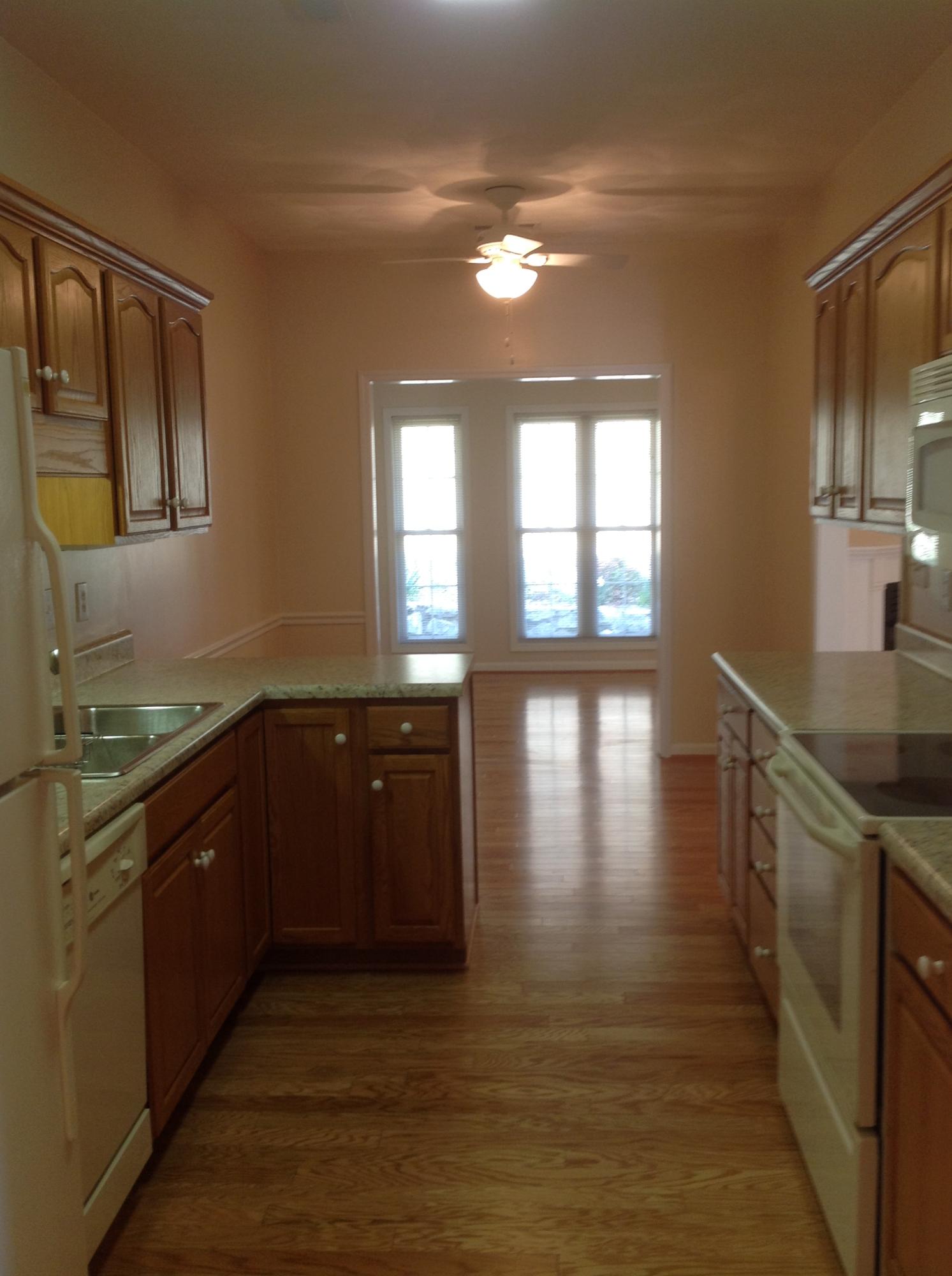 561 Deer Ridge Lane Vinton, VA 24179 - Photo 23 of 30 Kitchen 4