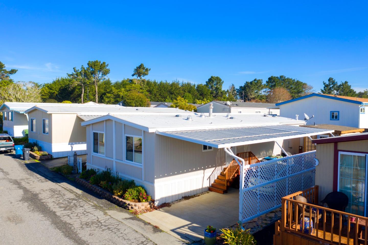 6 Lighthouse Road, Unit 6 Half Moon Bay, CA 94019 - Photo 4 of 17