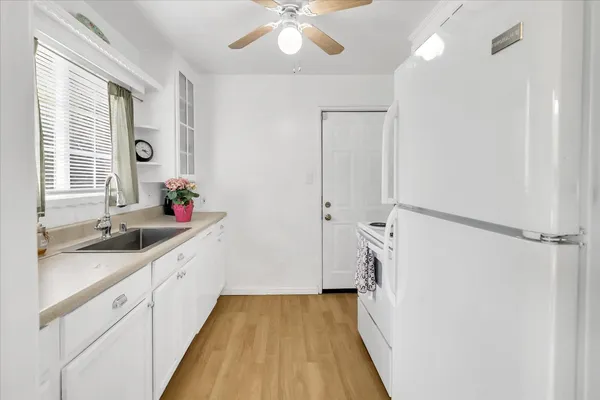$385,000 | 2740 Park Hills Drive, Sacramento, CA 95821