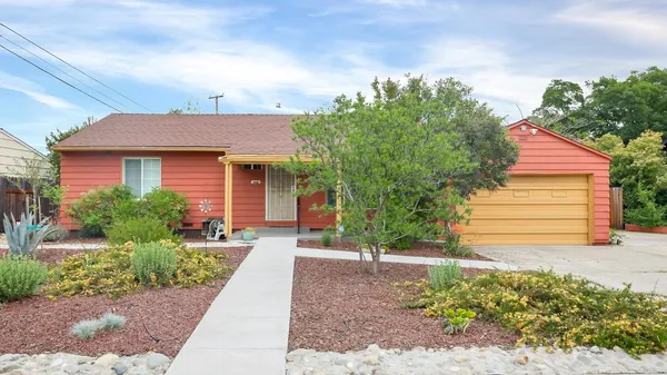 $385,000 | 2740 Park Hills Drive, Sacramento, CA 95821