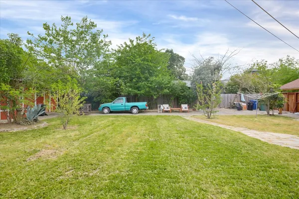 $385,000 | 2740 Park Hills Drive, Sacramento, CA 95821