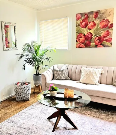 $629,900 | 938 South Tajauta Avenue, Compton, CA 90220