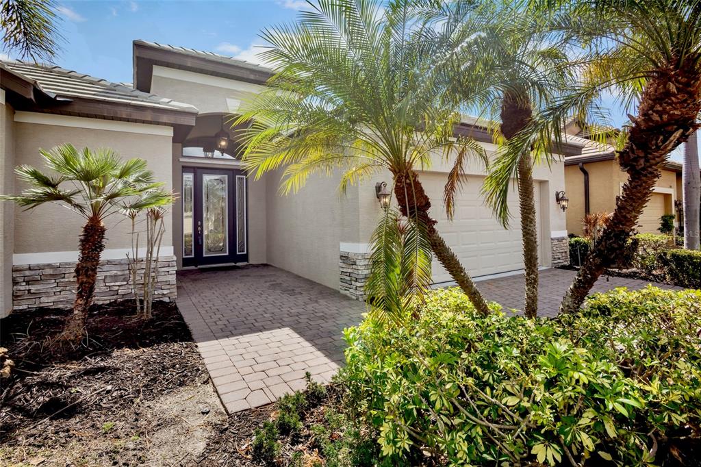 7608 Rio Bella Place Bradenton, FL 34201 - Photo 4 of 49