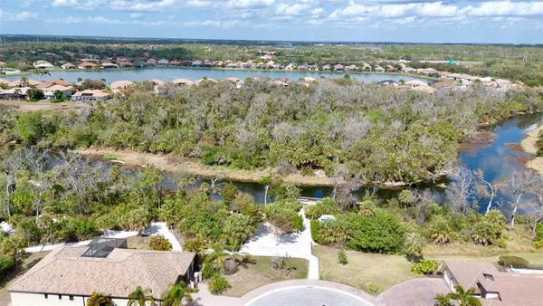 $599,000 | 7608 Rio Bella Place, Bradenton, FL 34201
