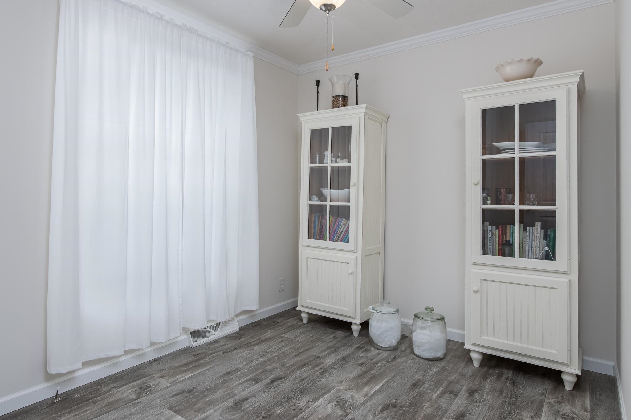 104 Robin Hood Lane Exeter, NH 03833 - Photo 23 of 38